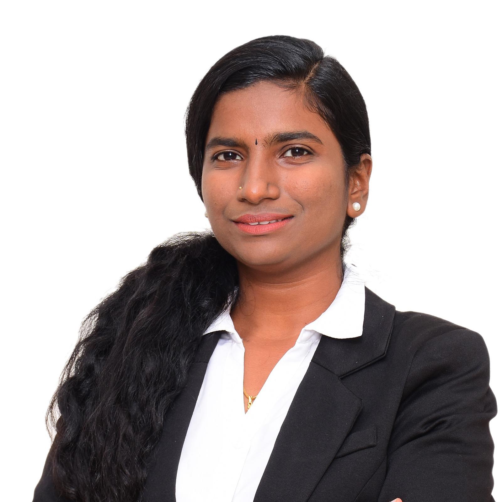Ragavi E